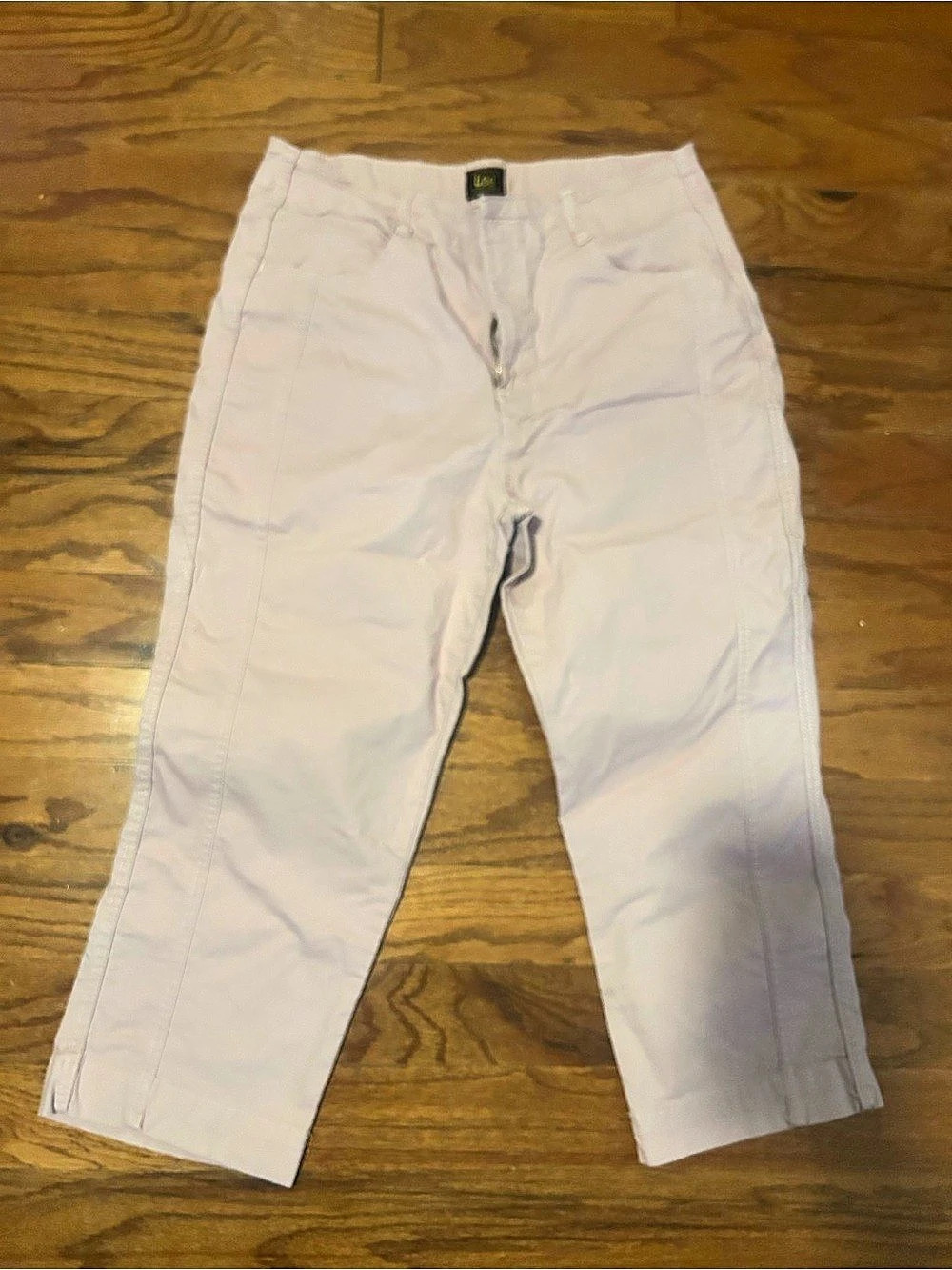 Lee Cropped Pants in Pink Like New